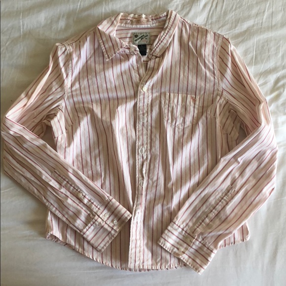 GOV SHUTDOWN SALE!!! Abercrombie and Fitch - Picture 1 of 4